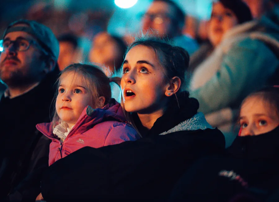 An Immersive Festive Soundscape